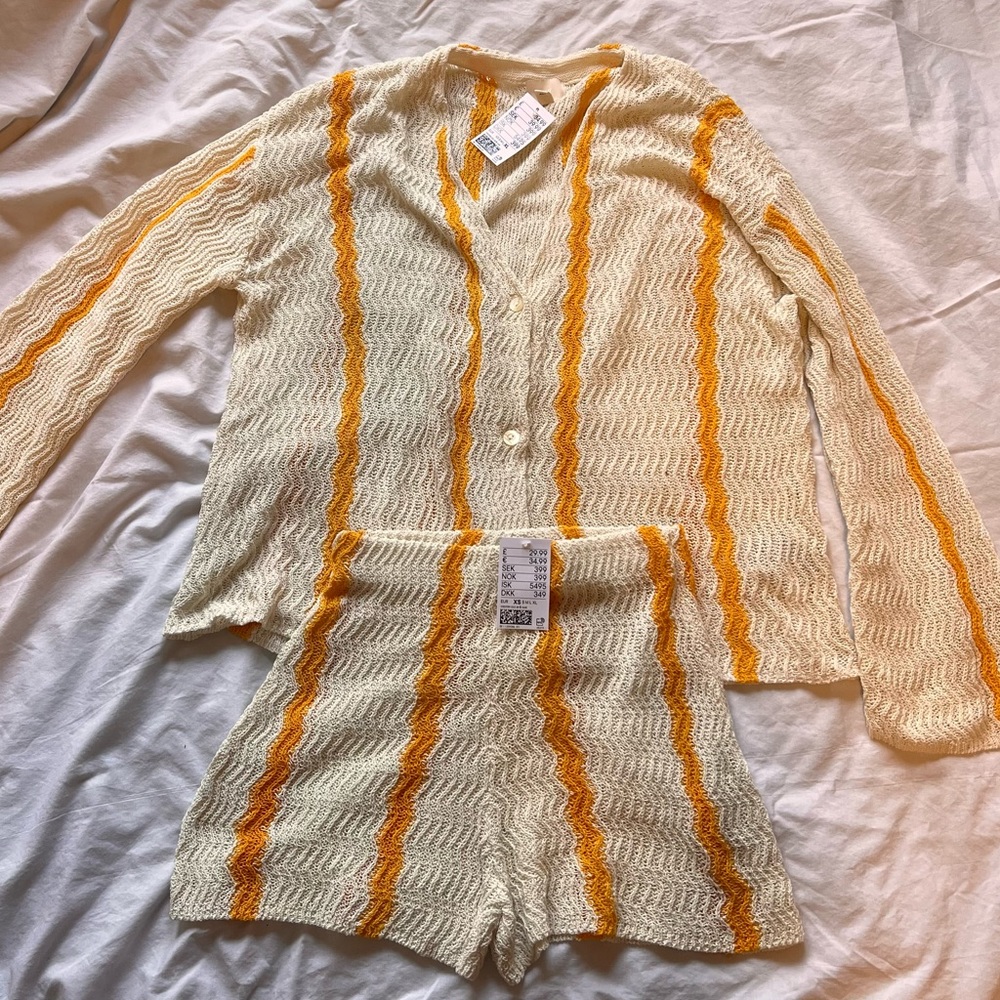 H&M summer set - top XL shorts XS NEW WITH TAGS